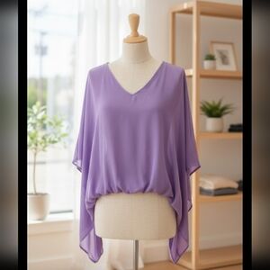 ⭐NWT Carmella Purple Big Arm Shirt